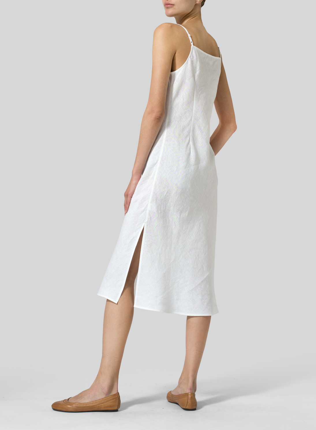 linen-sleeveless-bias-cut-dress