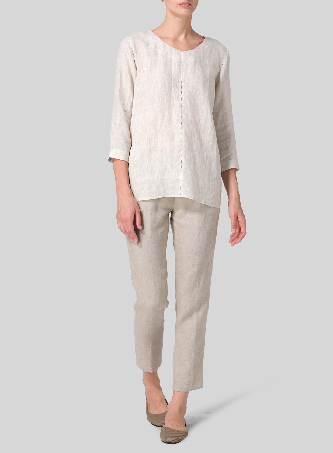 Linen Regular Fit Embroidered V-Neck Top