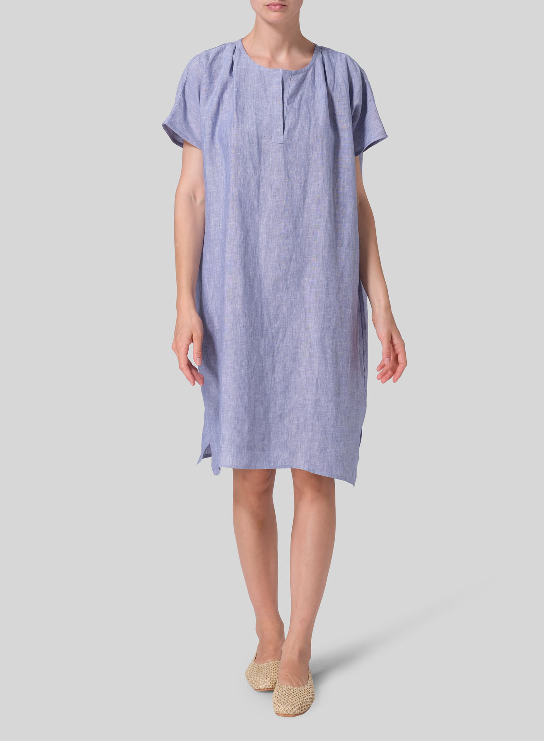 Linen Straight Cut V-neck Pleated Tunic