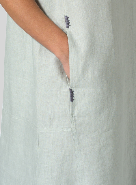 Heavy Linen Short-Sleeve Heart-Neck Dress