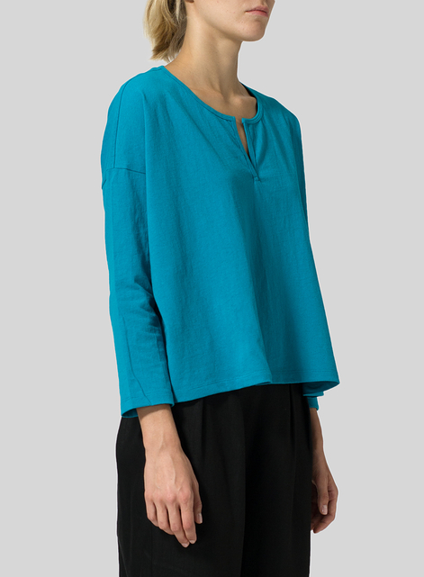 Medium Weight Cotton V-neck Boxy Top