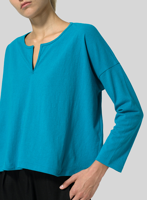 Medium Weight Cotton V-neck Boxy Top