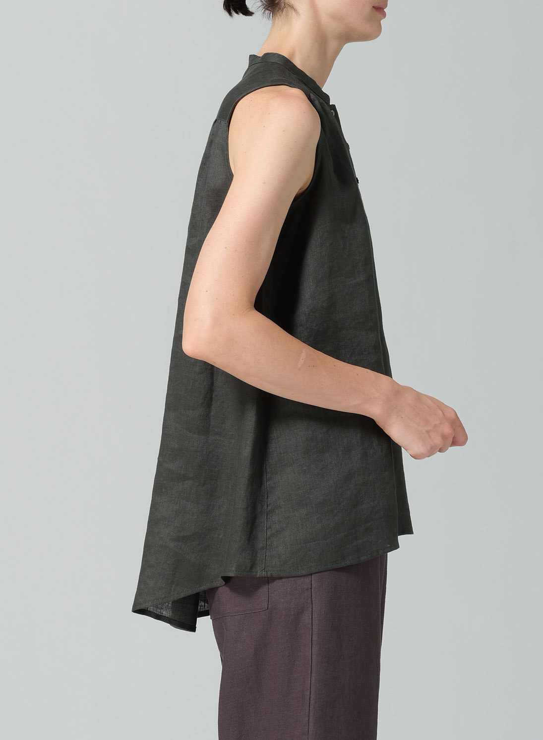 Linen Mandarin Collar A-Line Sleeveless Shirt