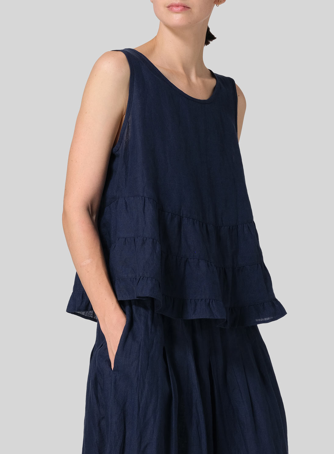 Linen Sleeveless Pleated Blouse