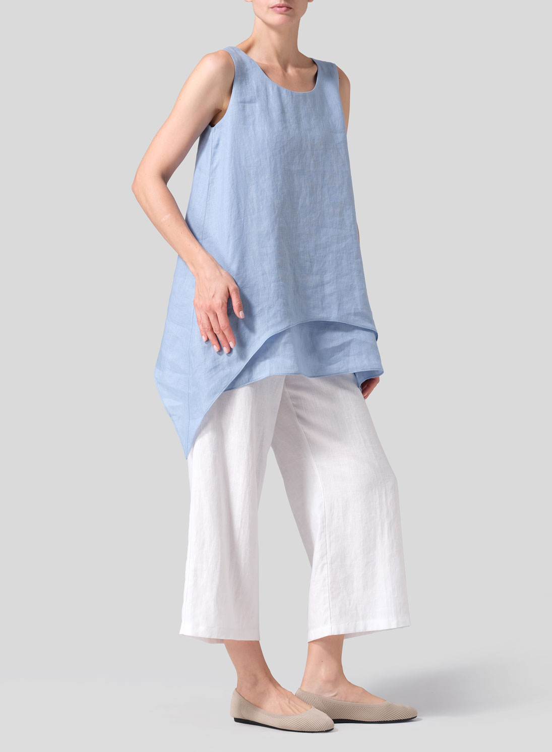 Linen Sleeveless Layered Lightweight Top